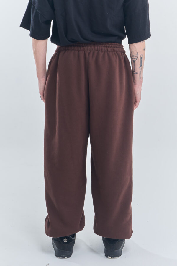 Keep Your Circle Close | Frisa Pants | Brown - Image 2