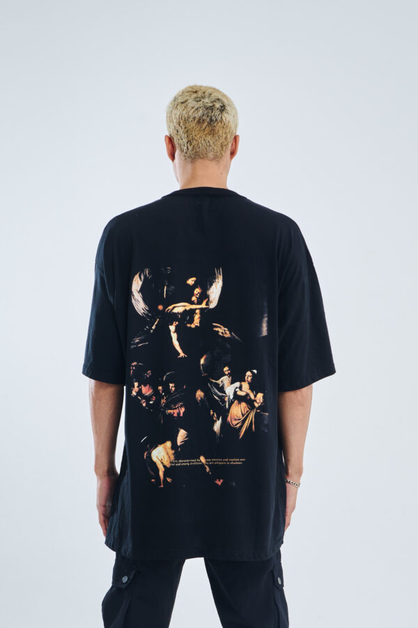 Art Collection Sette Opere Di Misericordia | Oversize Tee | Black - Image 5